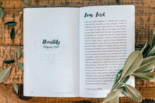 Load image into Gallery viewer, 31 Prayers For My Future Marriage 2 book Bundle
